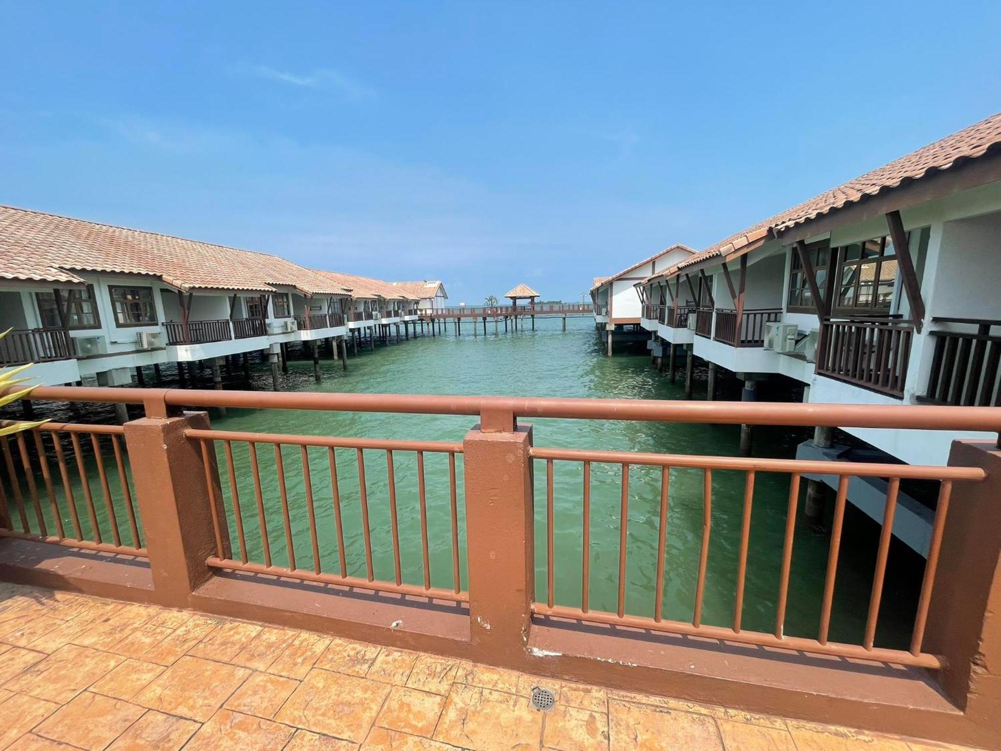 Water Chalet Port Dickson- Private Εξωτερικό φωτογραφία