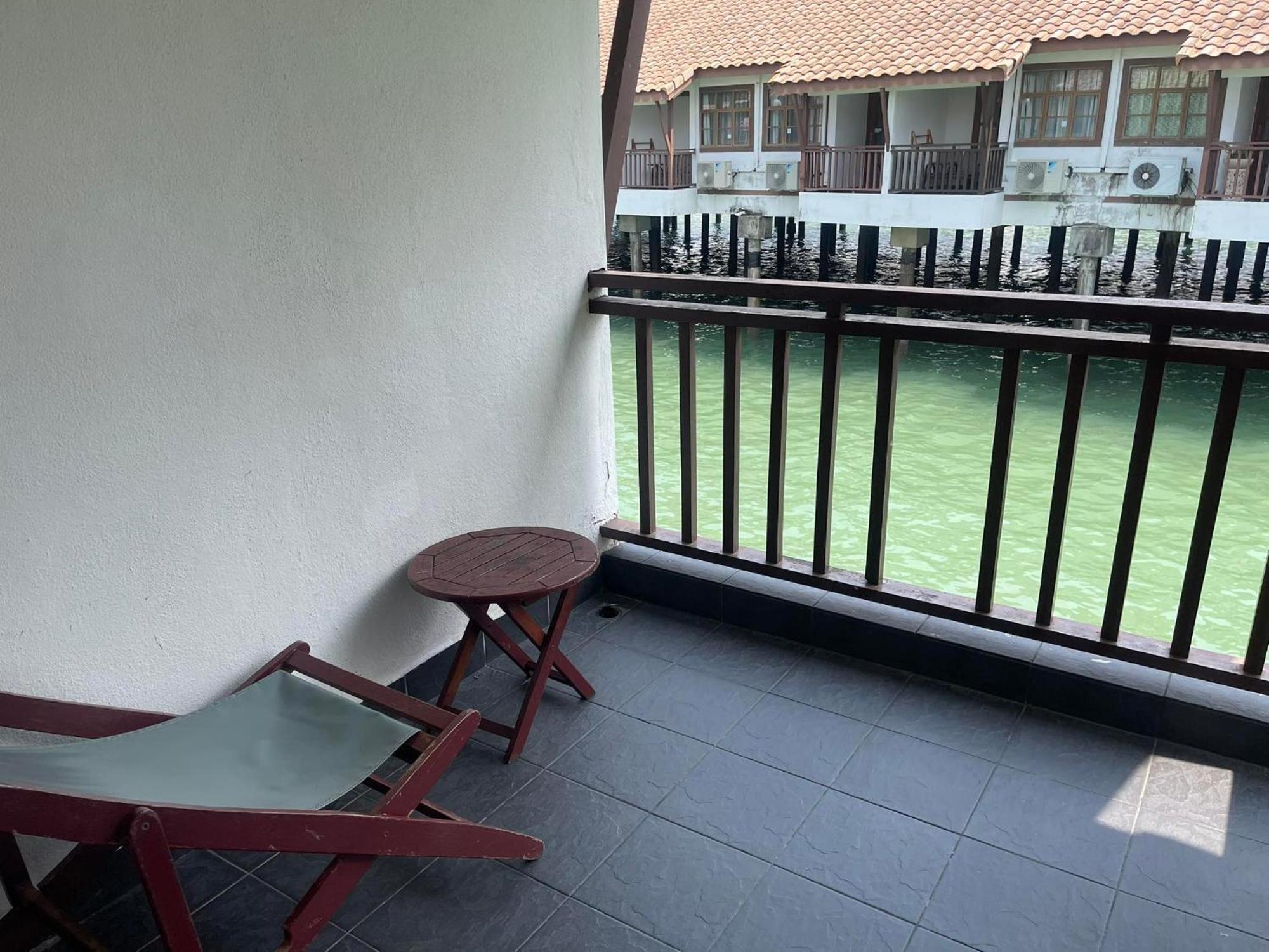 Water Chalet Port Dickson- Private Εξωτερικό φωτογραφία